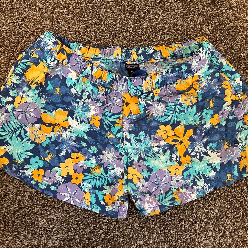 Patagonia Barely Baggy Shorts - Tropical Floral - Size XL